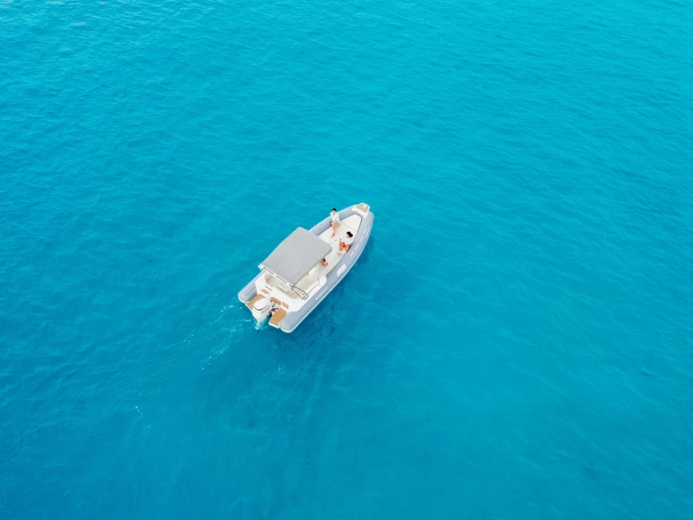 Pronájem lodi Zodiac Medline 850 v Santa Eularia des Riu na Samboatu