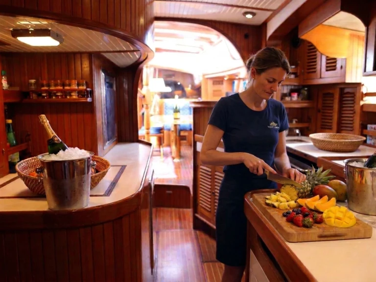 Pronajmout si Ta Chiao Scorpio 72 v Hyeres