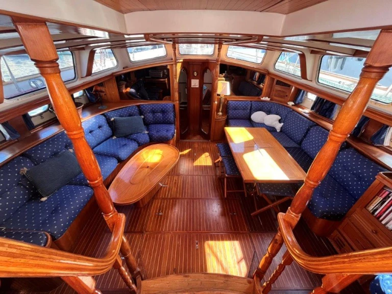 Pronájem Plachetnice v Hyeres -Ta Chiao Scorpio 72