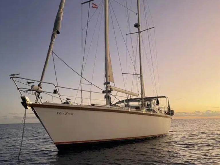 Pronajmout Plachetnice se skipperem či ne Amel v Giens