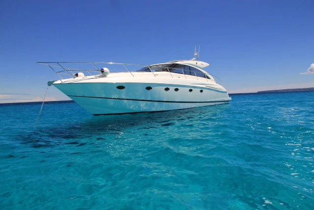 Pronájem lodi Princess Princess V53 v Marina Botafoch na Samboatu