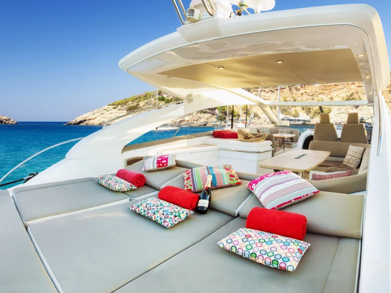 Pronajmout Motorová loď se skipperem či ne Princess v Marina Botafoch