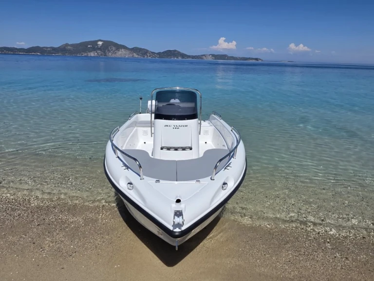 Motorová loď k pronájmu v Kerí za nejlepší cenu