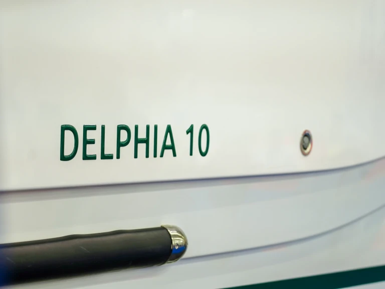 Pronájem Motorová loď v Split -Delphia Delphia 10 Sedan