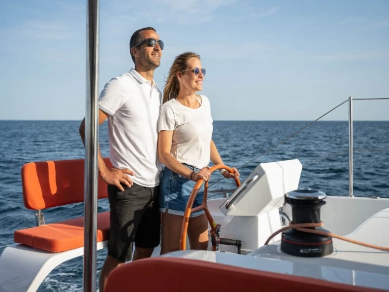 Pronájem lodi Excess Excess 14 v Raiatea Island na Samboatu