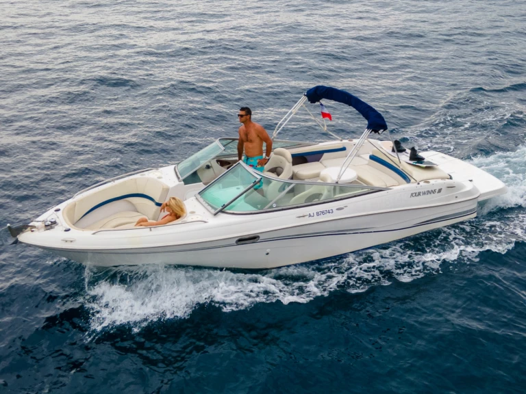 Pronájem lodi Four Winns Horizon 240 v Port de la Rague na Samboatu