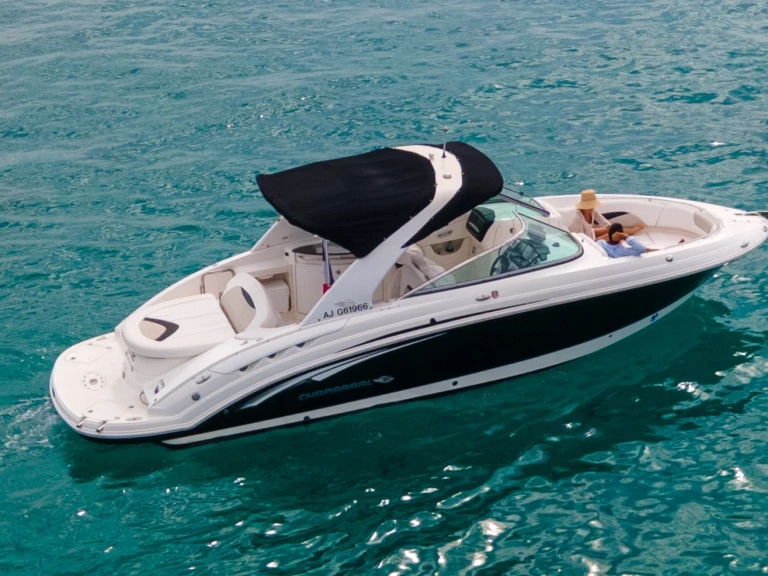 Pronájem lodi Chaparral 276 SSX v Port de la Rague na Samboatu