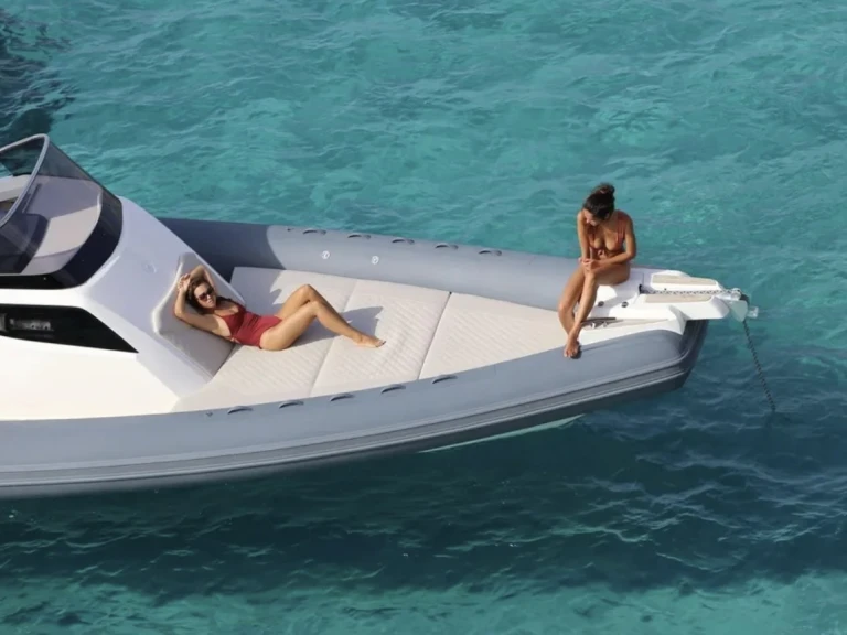 Motorová loď k pronájmu v Marseille za nejlepší cenu