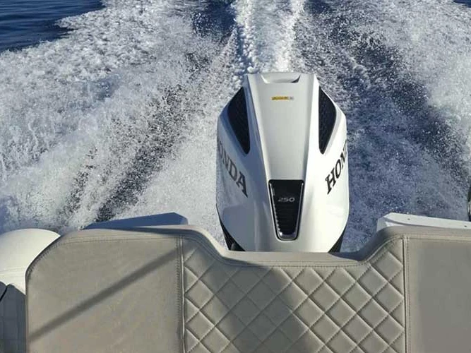 Salpa Salpa Soleil 23 jednotlivci a charterové společnosti v Korfu