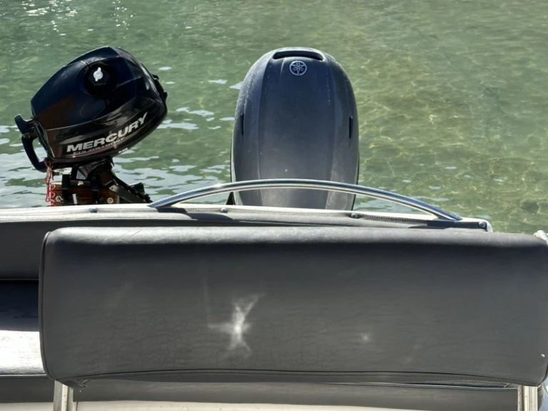 Pronajmout Motorová loď se skipperem či ne Poseidon v Faliraki