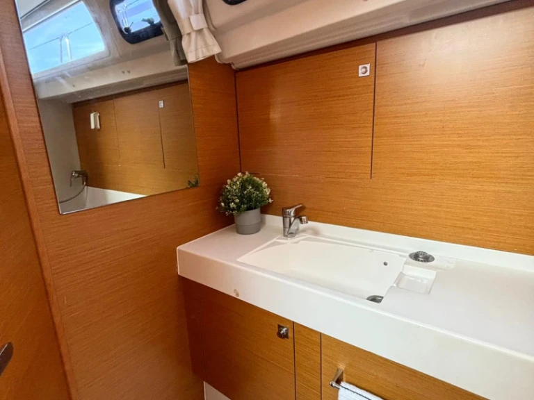 Pronájem jachty v La Pobla de Farnals -Jeanneau Sun Odyssey 509 na Samboatu