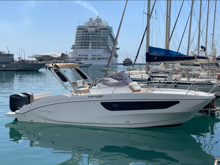 Pronájem jachty v Porto di Salerno -Idea Marine 80 WA na Samboatu