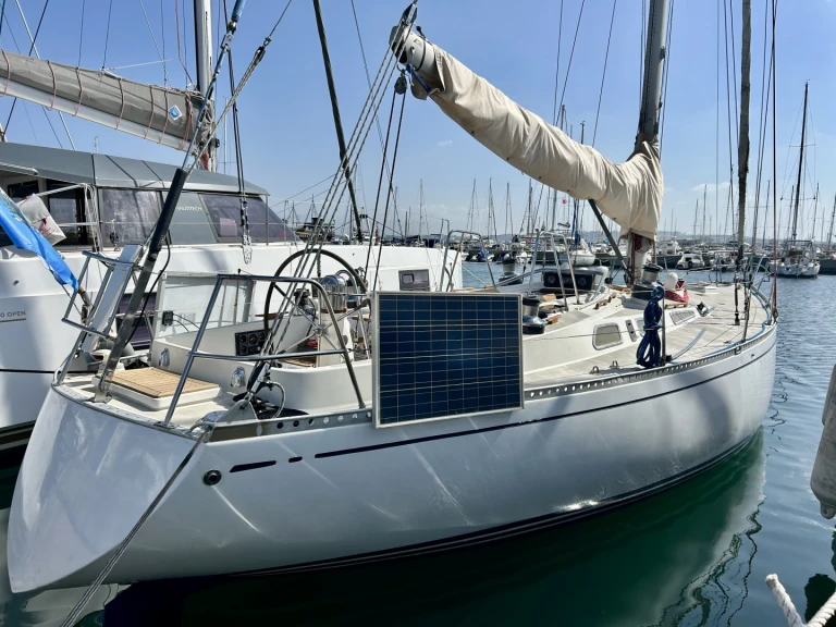 Pronájem lodi Nautor Swan Swan 44 v Porto di Cala Gonone na Samboatu