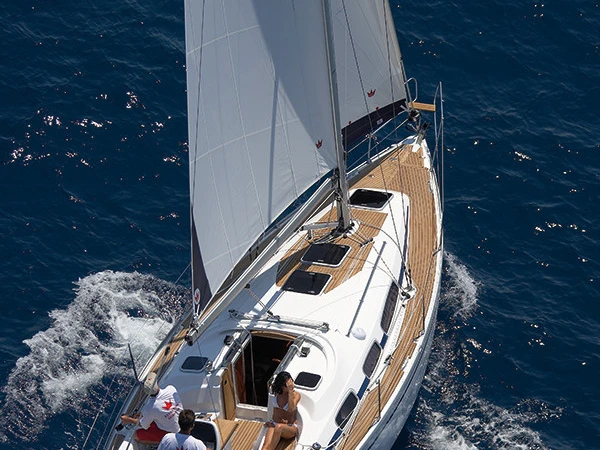 Pronájem lodi Bavaria Bavaria 39 Cruiser v Tribunj na Samboatu