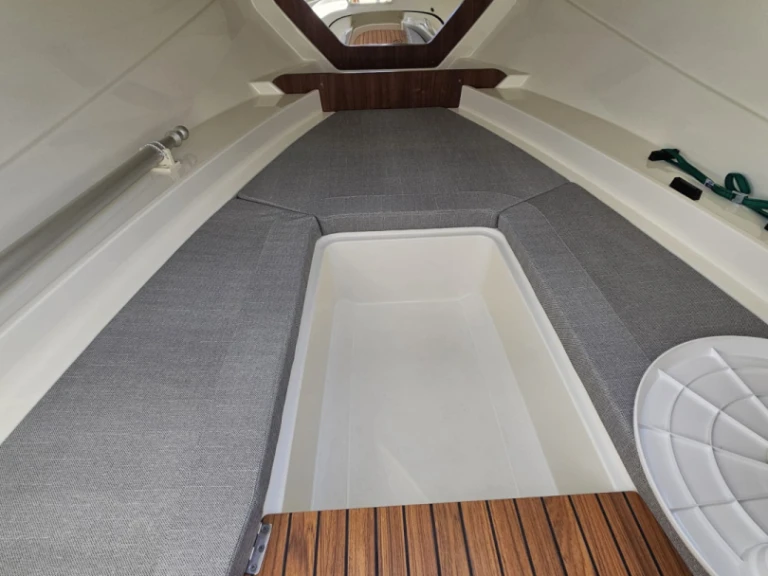 Pronájem lodi Quicksilver Activ 755 Sundeck v Propriano na Samboatu