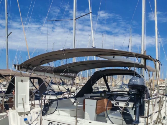 Dufour Dufour 41 jednotlivci a charterové společnosti v Marseille
