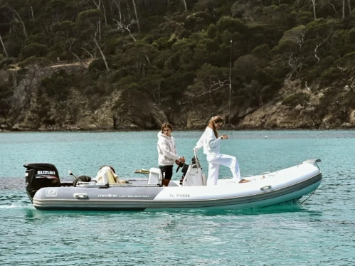 Pronájem jachty v Hyeres -Zodiac Medline 580 Limited Edition na Samboatu