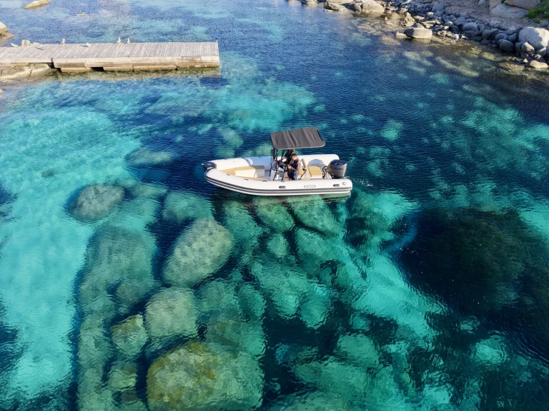 Pronájem Polotuhá loď v Villasimius -Novamarine RH600