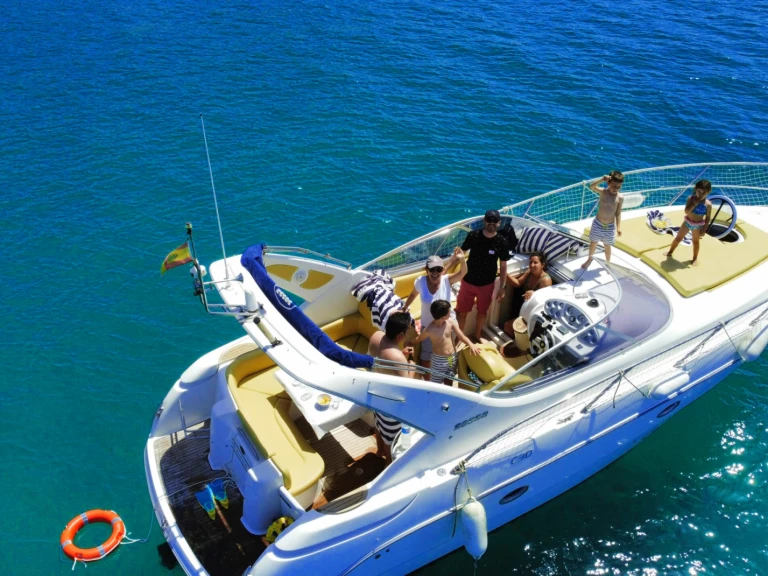 Pronájem lodi Salou lákavé ceny C30