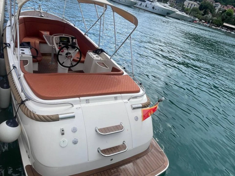 Pronájem Motorová loď v Budva -Truszczynscy boats Primeur 715