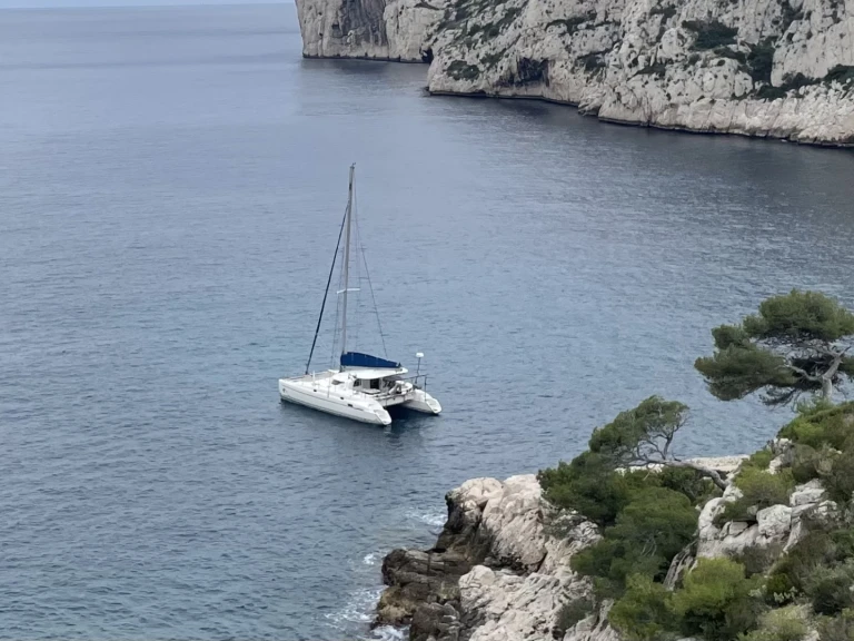 Katamarán k pronájmu v Port-Saint-Louis-du-Rhône za nejlepší cenu