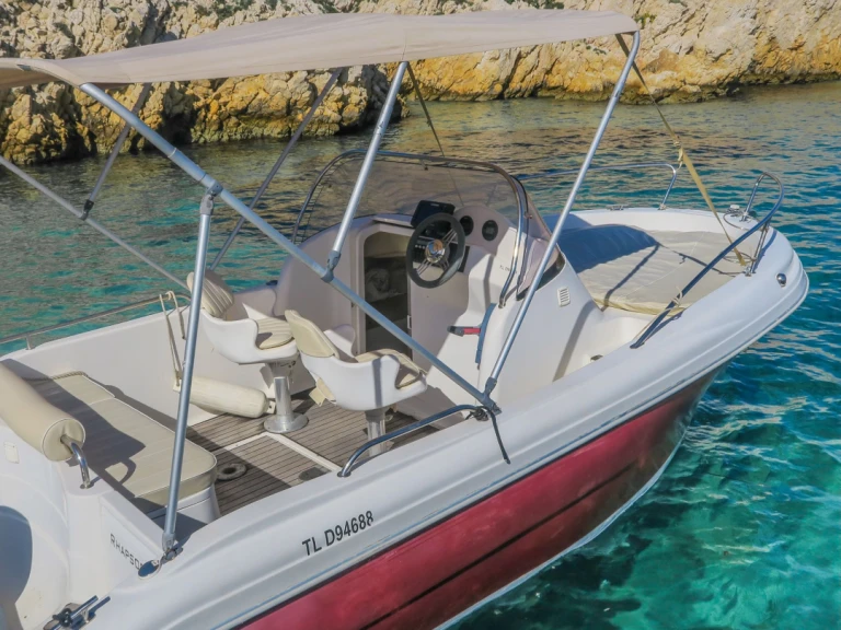 Pronajmout Motorová loď se skipperem či ne Pacific Craft v Marseille