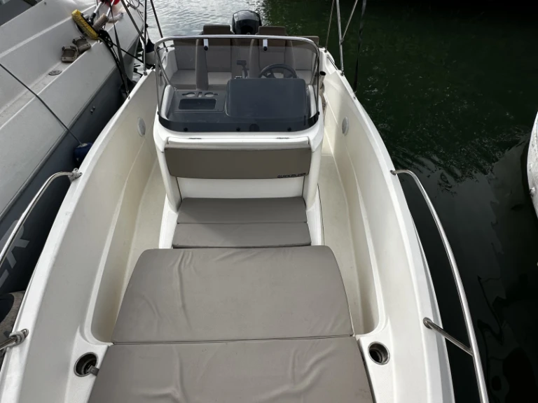 Pronájem Motorová loď v Marseille -Quicksilver Activ 605 Open Pack Sport