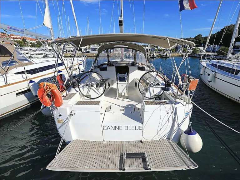 Pronájem lodi Kos lákavé ceny Sun Odyssey 449