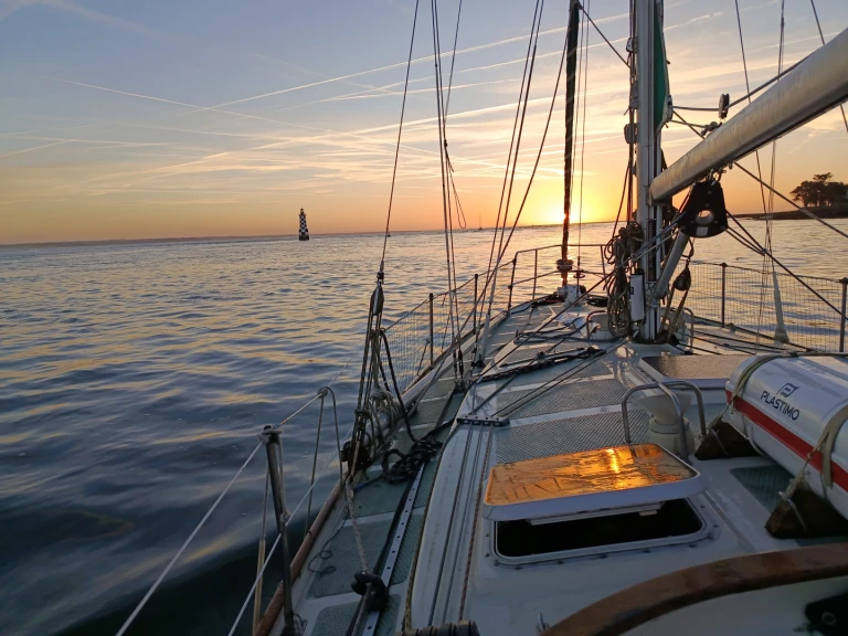 Pronájem lodi trismus TRISMUS 37 v Loctudy na Samboatu