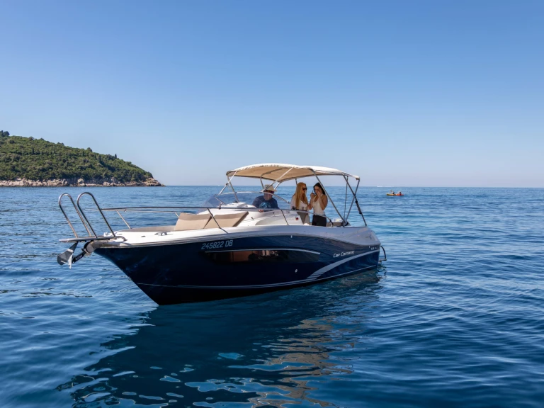 Pronajmout Motorová loď se skipperem či ne Jeanneau v Dubrovník