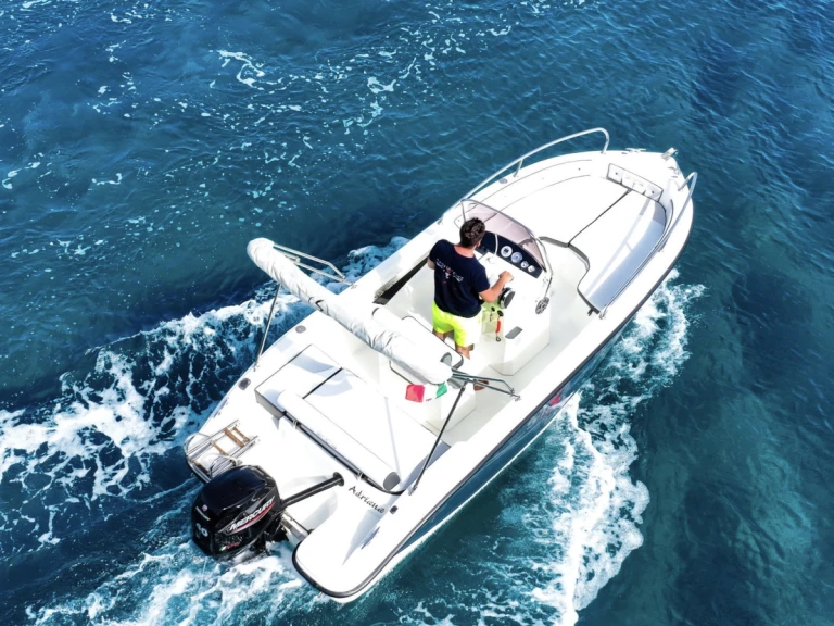 Pronájem Motorová loď v Taormina -Trimarchi Trimarchi 57 S Pro