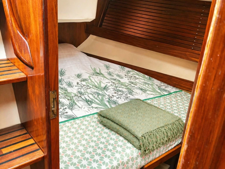 Pronajmout si Bénéteau Idylle 13.50 v Papeete