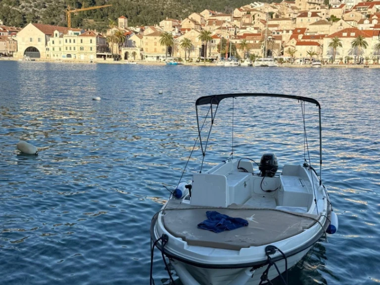 Pronájem Motorová loď v Hvar  -Betina 500