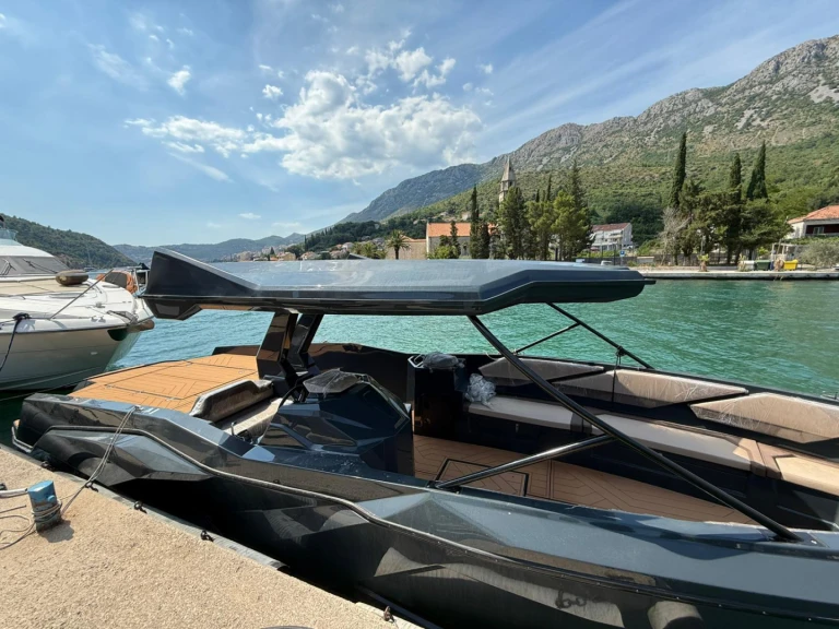 Pronájem jachty v Hvar  -Alesta Raptor na Samboatu