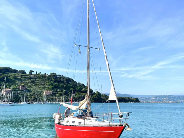 Pronajmout Plachetnice se skipperem či ne Cobra v Lerici