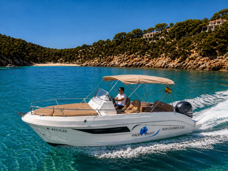 Pronájem lodi Palma de Mallorca lákavé ceny Pacific Craft 630