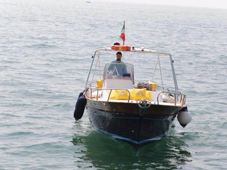 Pronájem lodi Salerno lákavé ceny Sorrento 7,50 open cruise