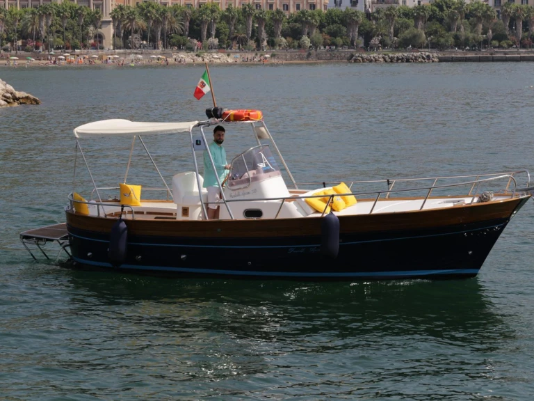 Pronájem Motorová loď v Salerno -Fratelli Aprea Sorrento 7,50 open cruise