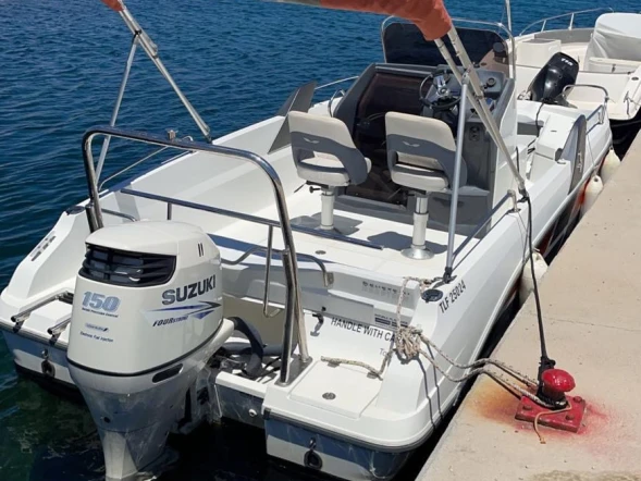 Pronájem lodi Quicksilver Activ 605 Open Pack Sport v Marseille na Samboatu