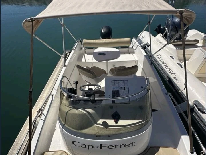 Pronájem lodi Six-Fours-les-Plages lákavé ceny Cap Ferret 552 Sun Deck