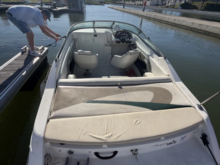 Pronajmout Motorová loď se skipperem či ne Seaswirl v Metz