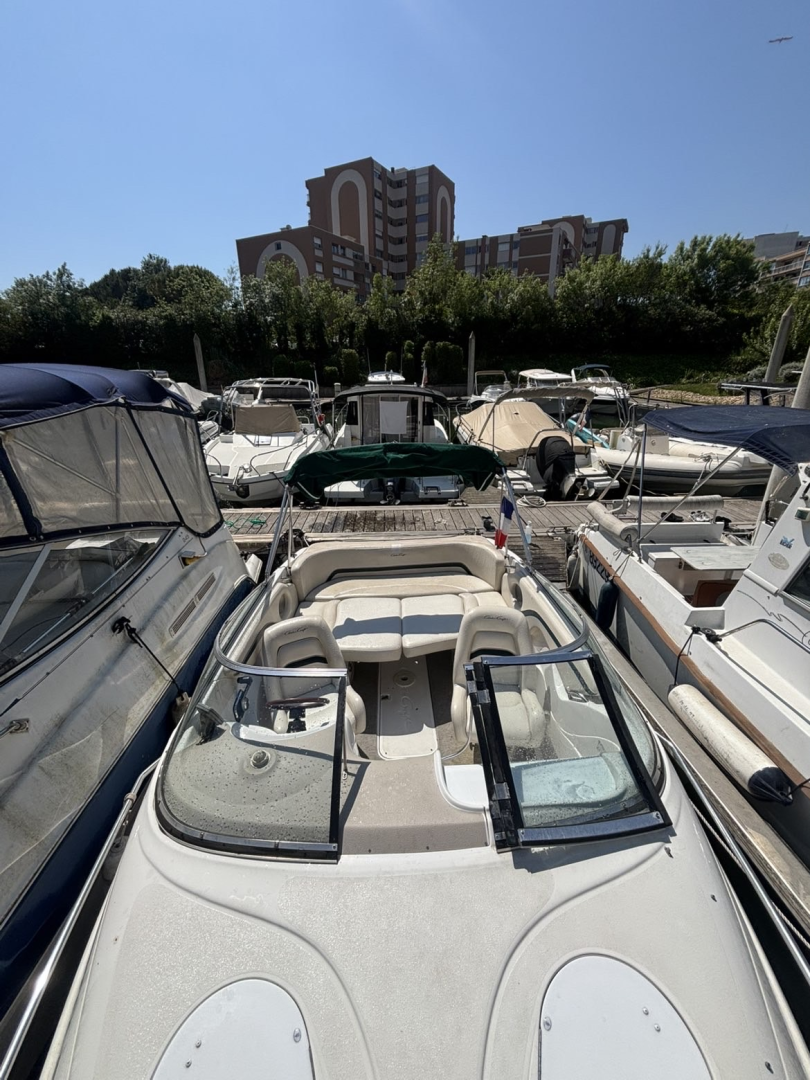 Pronájem lodi Mandelieu-la-Napoule lákavé ceny Chris Craft 210 CC