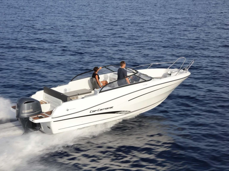Pronajmout si Jeanneau Cap Camarat 7.5 BR v Antibes