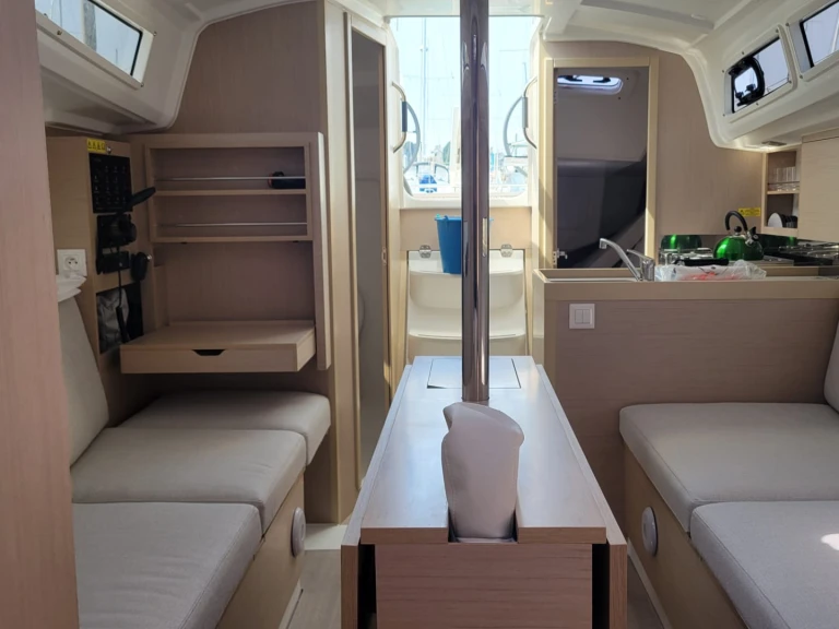 Pronájem lodi Saint-Quay-Portrieux lákavé ceny Oceanis 30.1