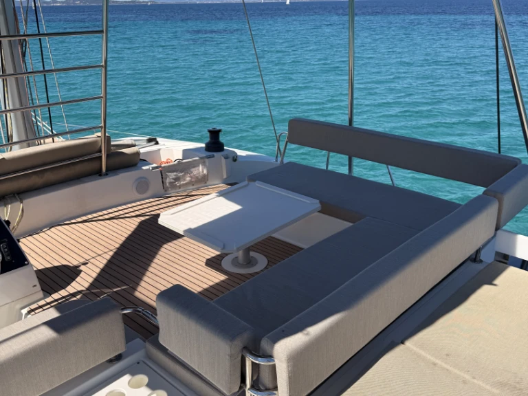 Pronajmout si Lagoon Lagoon 450 F v Hyeres