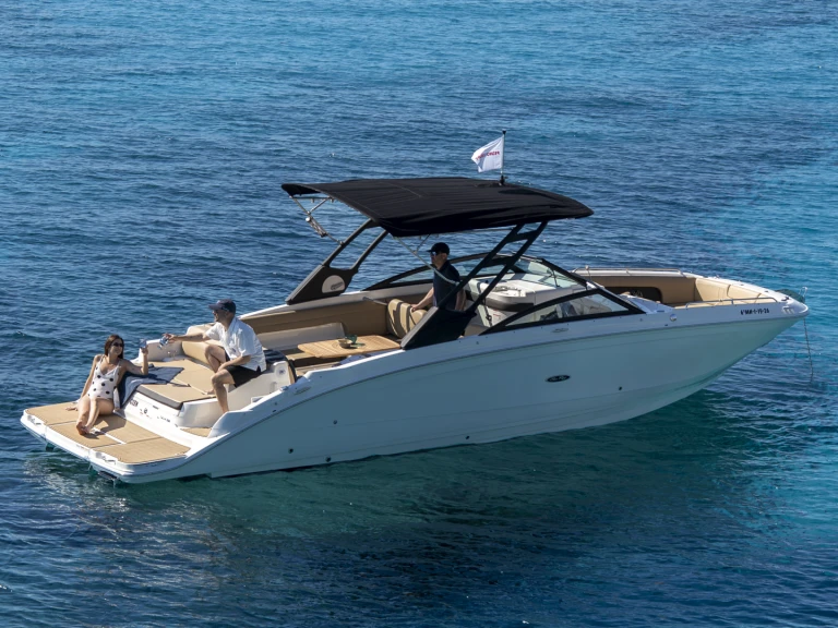 Pronajmout Motorová loď se skipperem či ne Sea Ray v Mahon Port