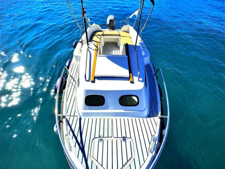 Pronájem lodi Dubrovník lákavé ceny M-SPORT 500 cabin