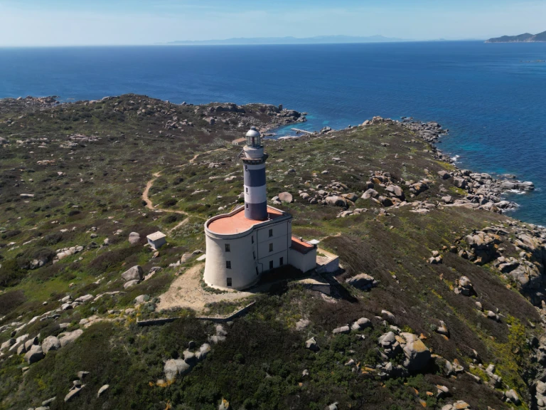 Pronájem lodi Novamarine RH600 v Villasimius na Samboatu