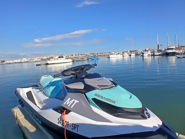 Pronajmout Vodní skútr se skipperem či ne Sea-Doo v Portimão
