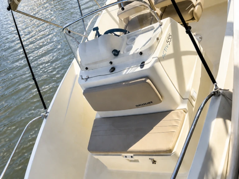Pronájem Motorová loď v Palavas-les-Flots -Quicksilver Activ 555 Open